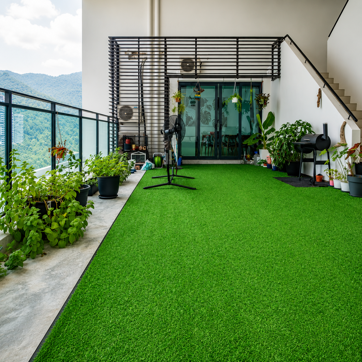 Green Grass Blind